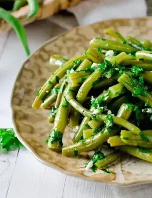 Haricots Verts a l'Ail recipe